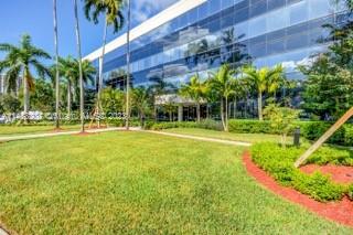 FULL SERVICE EXECUTIVE OFFICES